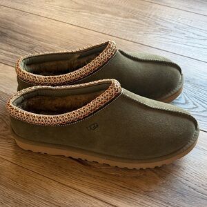 UGG Tasman look a like mirror Olive Suede Slip-On Shoes